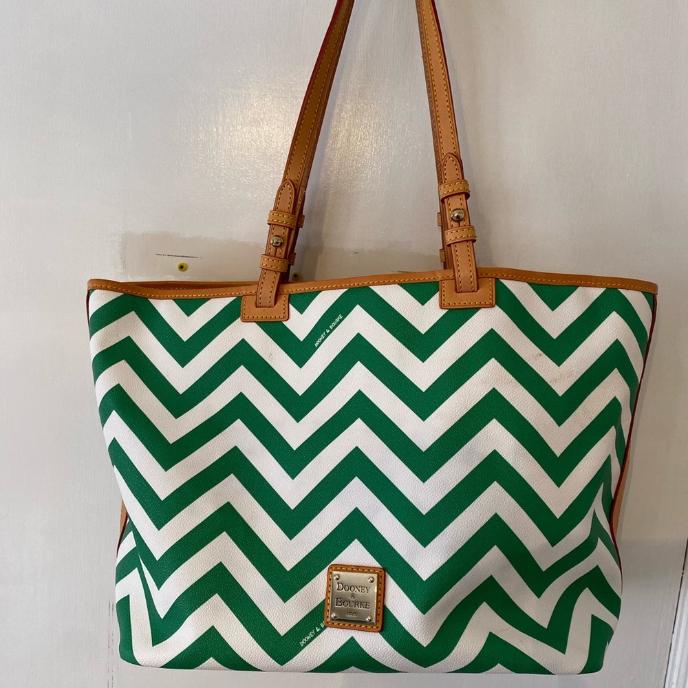Dooney & Bourke Tote